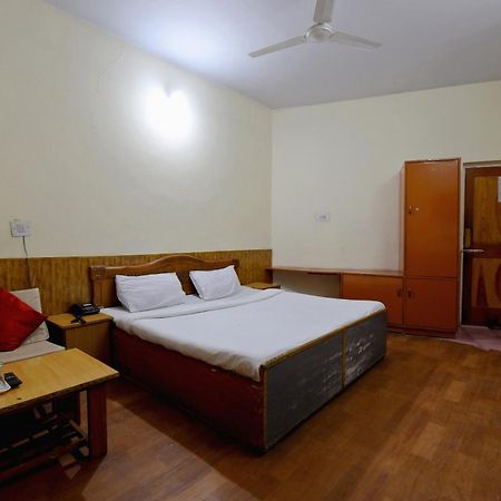 SPOT ON 41403 Hotel Sunbeam Shamshi Exterior foto