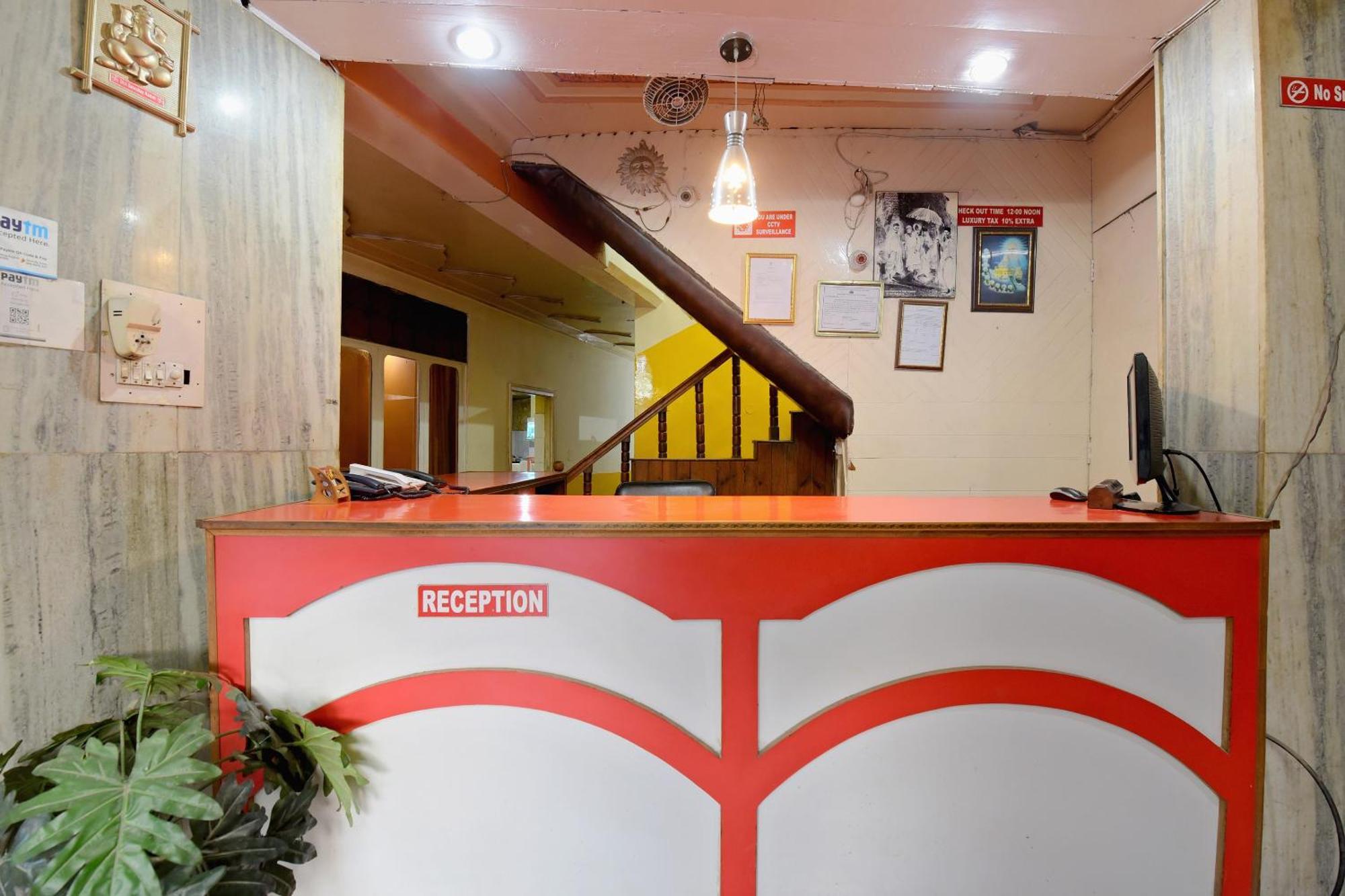 SPOT ON 41403 Hotel Sunbeam Shamshi Exterior foto