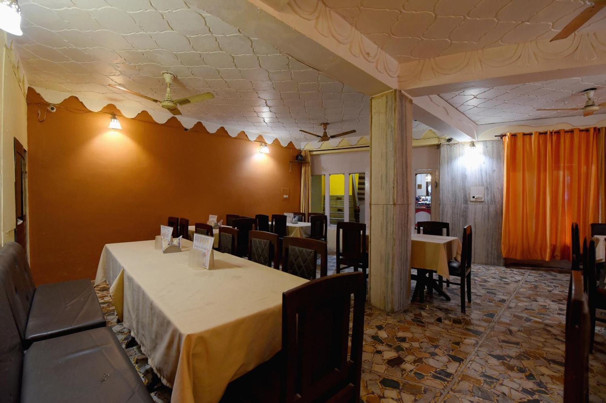 SPOT ON 41403 Hotel Sunbeam Shamshi Exterior foto